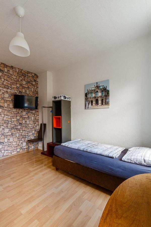 Apartment Gemütliche Monteurwohnung In Gohlis-süd *